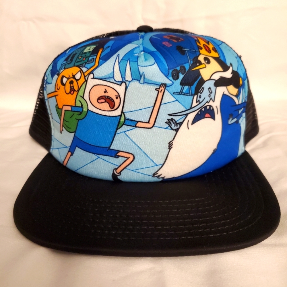 ADVENTURE TIME FINN VS ICE KING TRUCKER HAT